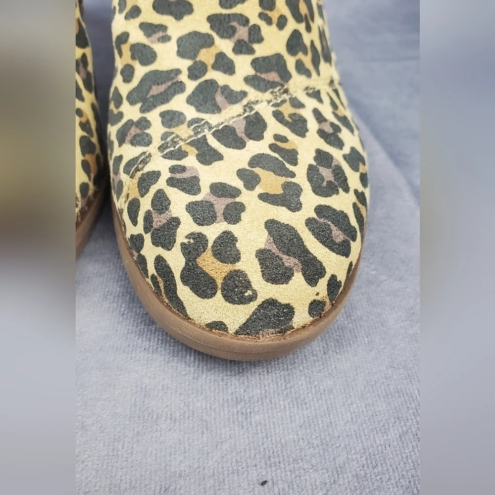 TOMS Sadie Tan Classic Leopard print Suede Women's‎ Wedge heel Boot Size 8